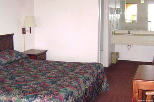 GARDEN INN AND SUITES HOGANSVILLE (Hogansville)